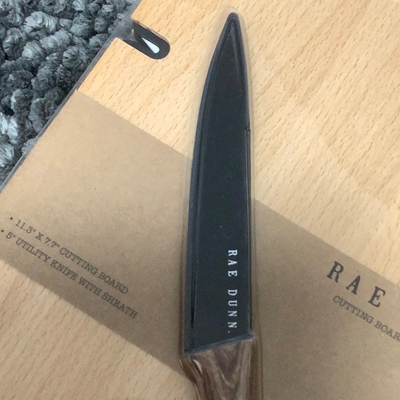 Rae Dunn Bon Appetit. Cutting Board and Knife Set - Picture 5 of 5